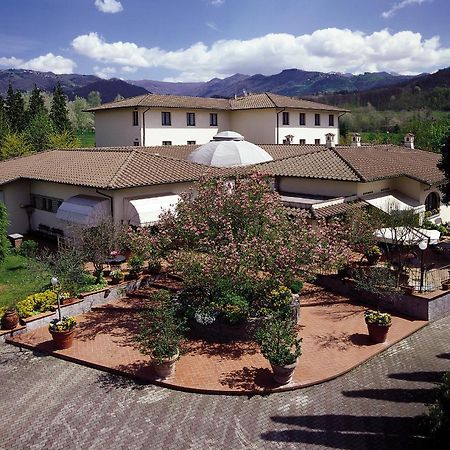 Hotel Ristorante La Lanterna Castelnuovo di Garfagnana Exterior foto